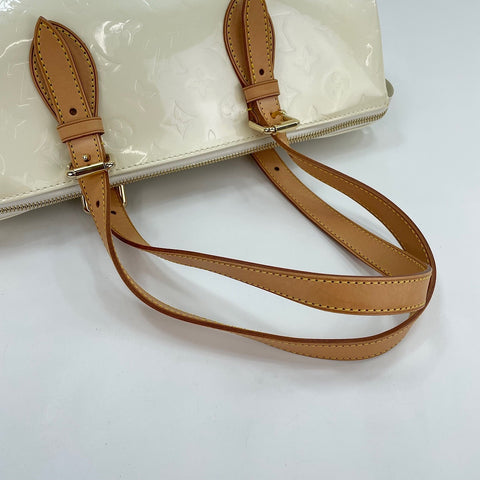 LOUIS VUITTON Rosewood Avenue Handbag white WS30153