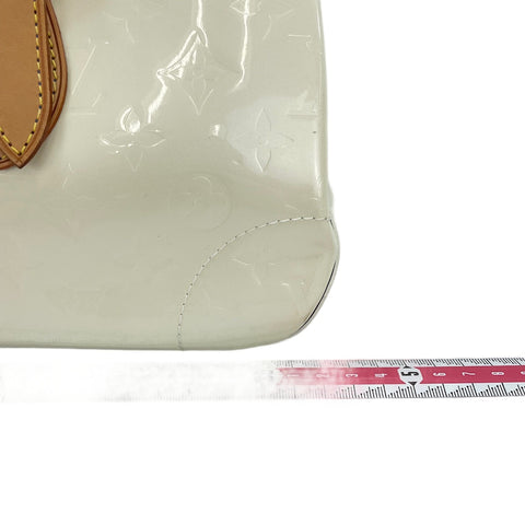 LOUIS VUITTON Rosewood Avenue Handbag white WS30153