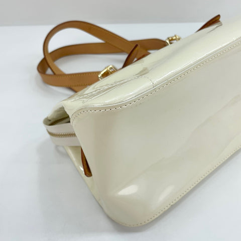 LOUIS VUITTON Rosewood Avenue Handbag white WS30153