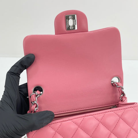 CHANEL Mini Matelassé Shoulder Bag pink WS30160