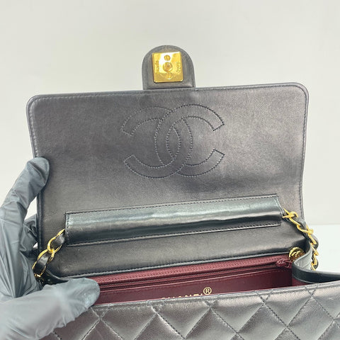 CHANEL Matelassé Shoulder Bag black WS30161