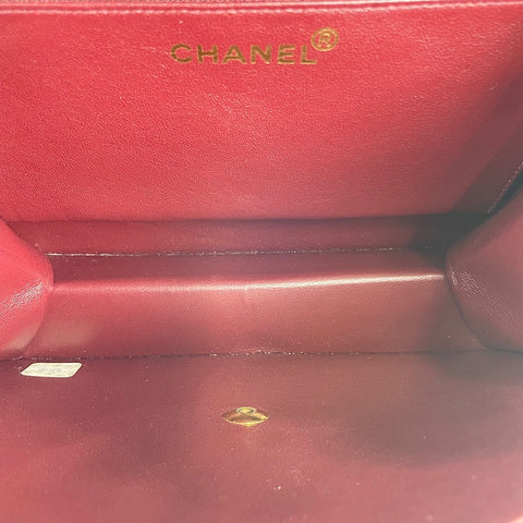 CHANEL Matelassé Shoulder Bag black WS30161