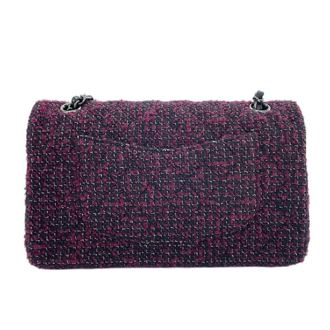 CHANEL Matelassé 25 Shoulder Bag wine-red WS30162