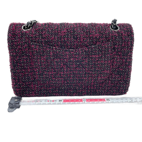 CHANEL Matelassé 25 Shoulder Bag wine-red WS30162