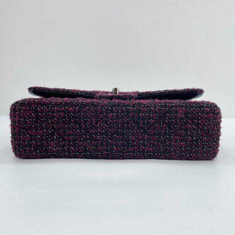 CHANEL Matelassé 25 Shoulder Bag wine-red WS30162