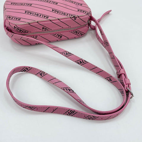 BALENCIAGA Everyday Shoulder Bag pink WS30166