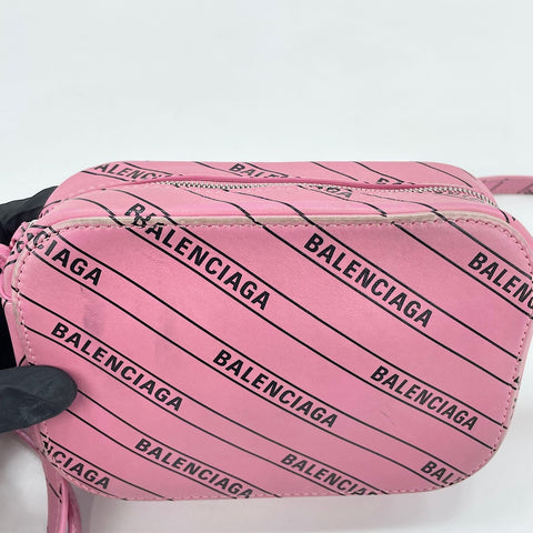 BALENCIAGA Everyday Shoulder Bag pink WS30166