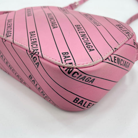 BALENCIAGA Everyday Shoulder Bag pink WS30166