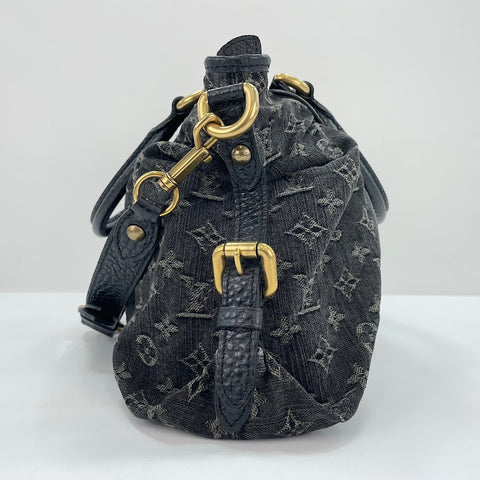 LOUIS VUITTON NeoKavi GM Handbag black WS30170