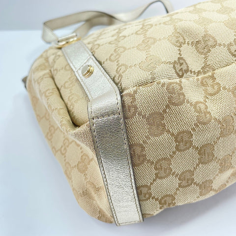 GUCCI Abby Shoulder Bag beige WS30178