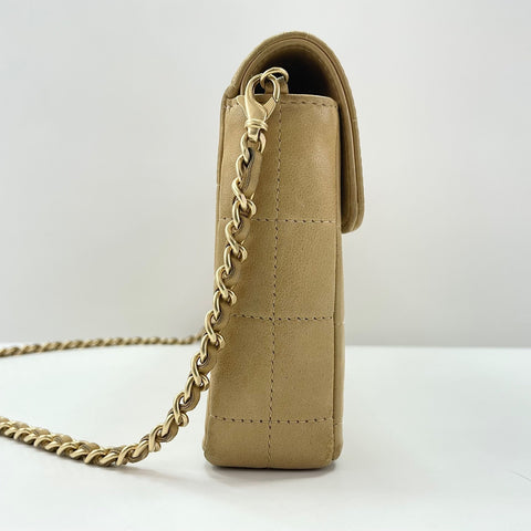 CHANEL Chocolate bar Shoulder Bag beige WS30202