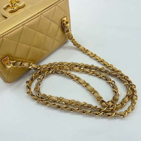 CHANEL Lambskin Matrasse Shoulder Bag gold WS30230