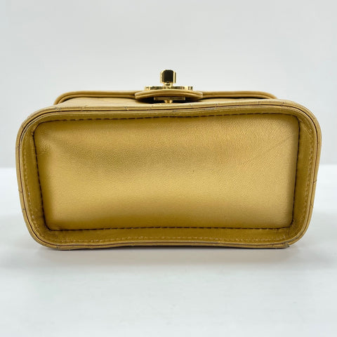 CHANEL Lambskin Matelasse Shoulder Bag gold WS30230