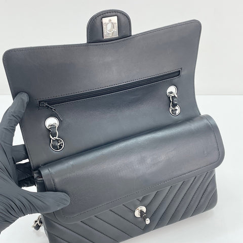 CHANEL Matelass 25 Shoulder Bag black WS30241