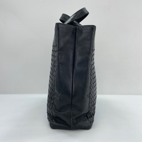 BOTTEGAVENETA INTRECCIATO Handbag black WS30245