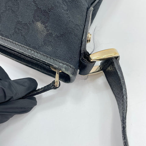 GUCCI Abby Shoulder Bag black WS30246