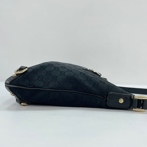 GUCCI Abby Shoulder Bag black WS30246
