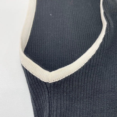 CHANEL COCO Button 40 Tank top black WS30304
