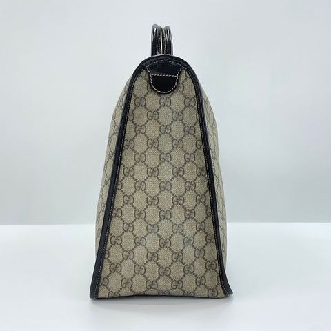GUCCI Handbag beige WS30352
