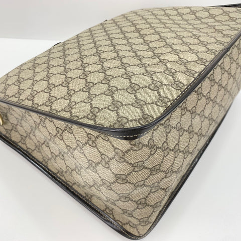 GUCCI Handbag beige WS30352