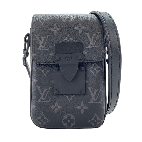 LOUIS VUITTON S-Lock Vertical Wearable Wallet Shoulder Bag black WS30357