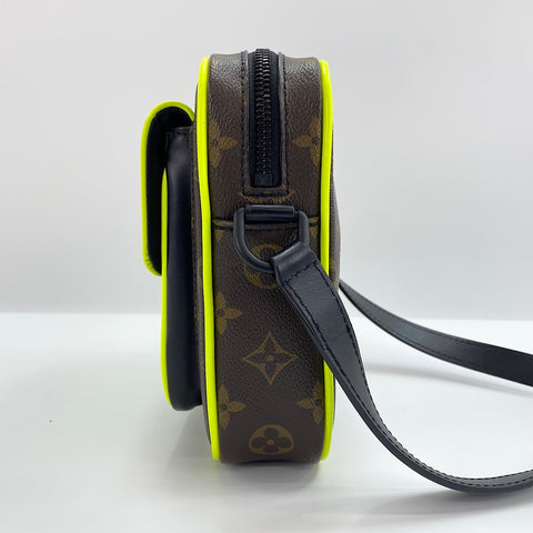 LOUIS VUITTON Christopher Wearable Wallet Shoulder Bag yellow WS30358