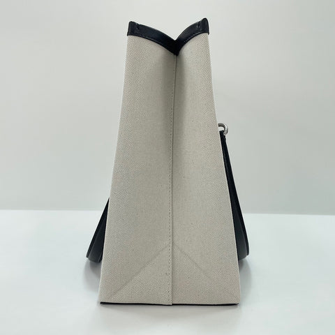 BALENCIAGA Ginza Limited Edition CITES DUTY FREE Tote Bag white WS30361