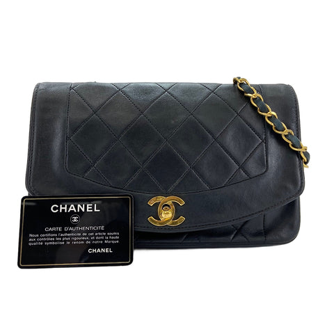 CHANEL 22 Shoulder Bag black WS30370