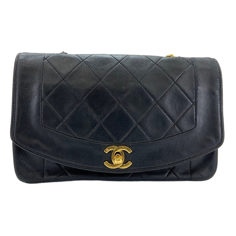 CHANEL 22 Shoulder Bag black WS30370