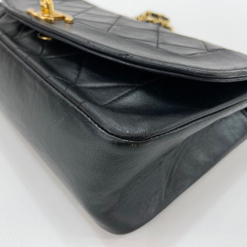CHANEL 22 Shoulder Bag black WS30370