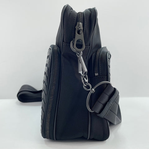 BOTTEGAVENETA INTRECCIATO Shoulder Bag black WS30388