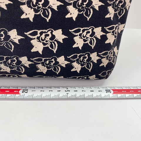 CHANEL Tote Bag black WS30418