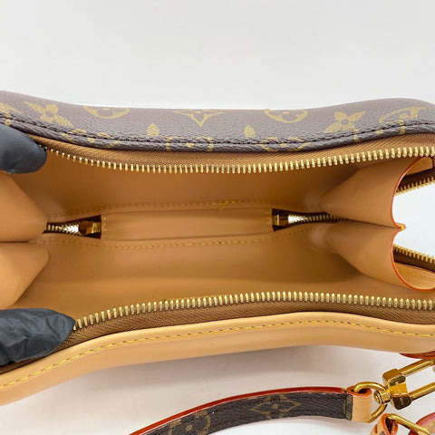 LOUIS VUITTON Bone Wearable Wallet Shoulder Bag Brown WS30435