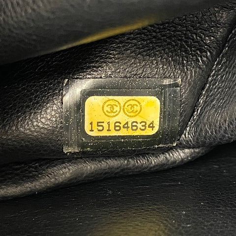 CHANEL Matelass 30 Shoulder Bag black WS30437