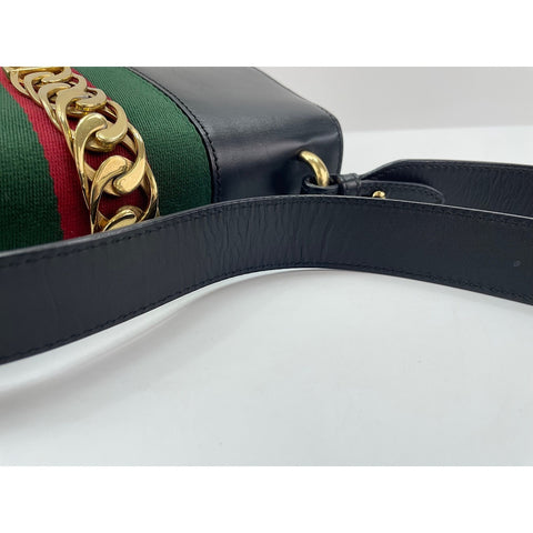 GUCCI Sherry Line Shoulder Bag black WS30450