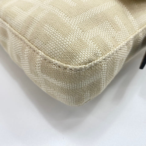 FENDI Mamma Bucket Handbag beige WS30464