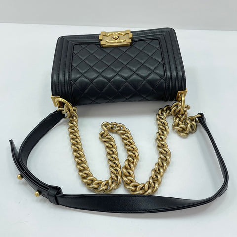 CHANEL Boy Chanel Shoulder Bag black WS30472