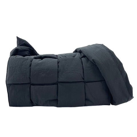 BOTTEGAVENETA Padded Techcassette Shoulder Bag black WS30474