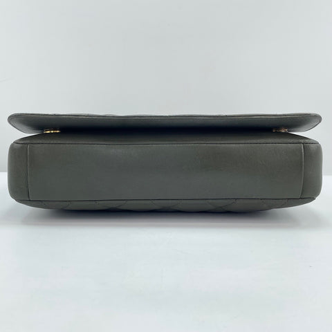 CHANEL Shoulder Bag khaki WS30503