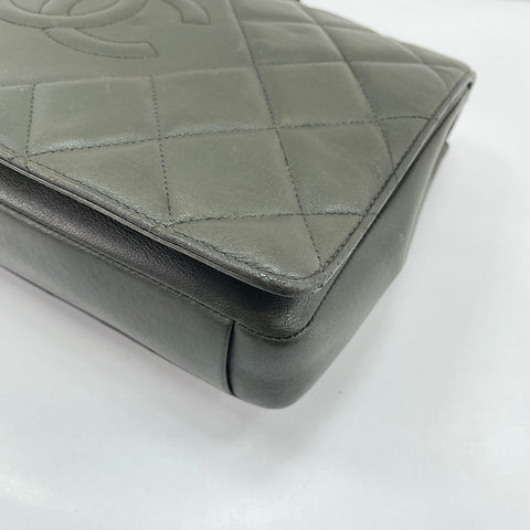 CHANEL Shoulder Bag khaki WS30503