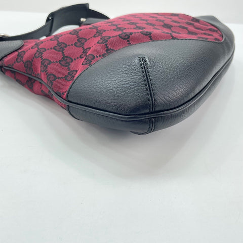 GUCCI Shoulder Bag Red WS30530