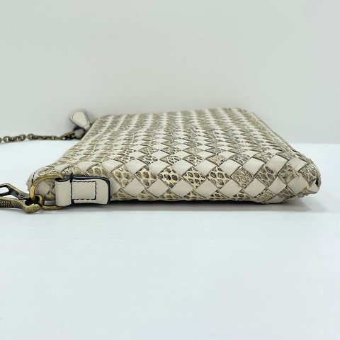 BOTTEGAVENETA 2WAY Clutch bag white WS30551