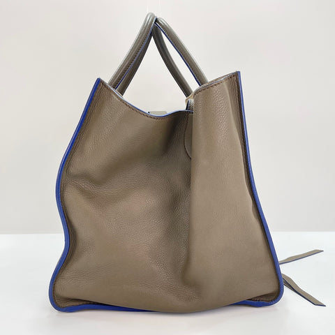 CELINE Luggage Phantom Handbag Brown WS30559