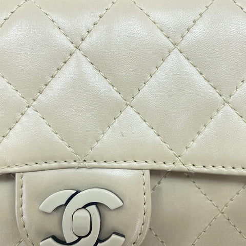 CHANEL Matelass Shoulder Bag yellow WS30591