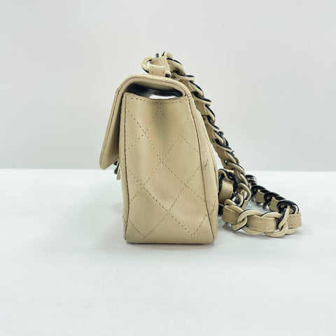 CHANEL Matelass Shoulder Bag yellow WS30591