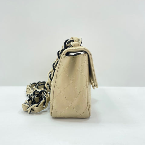 CHANEL Matelass Shoulder Bag yellow WS30591