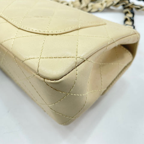 CHANEL Matelass Shoulder Bag yellow WS30591