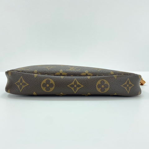 LOUIS VUITTON Pouches and Accessories Handbag Brown WS30598