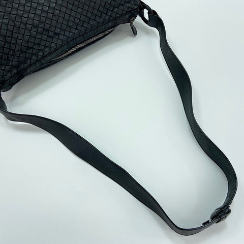 BOTTEGAVENETA INTRECCIATO Shoulder Bag black WS30600
