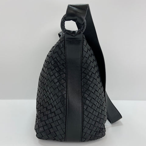 BOTTEGAVENETA INTRECCIATO Shoulder Bag black WS30600
